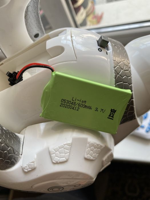 Робот динозавр з пультом