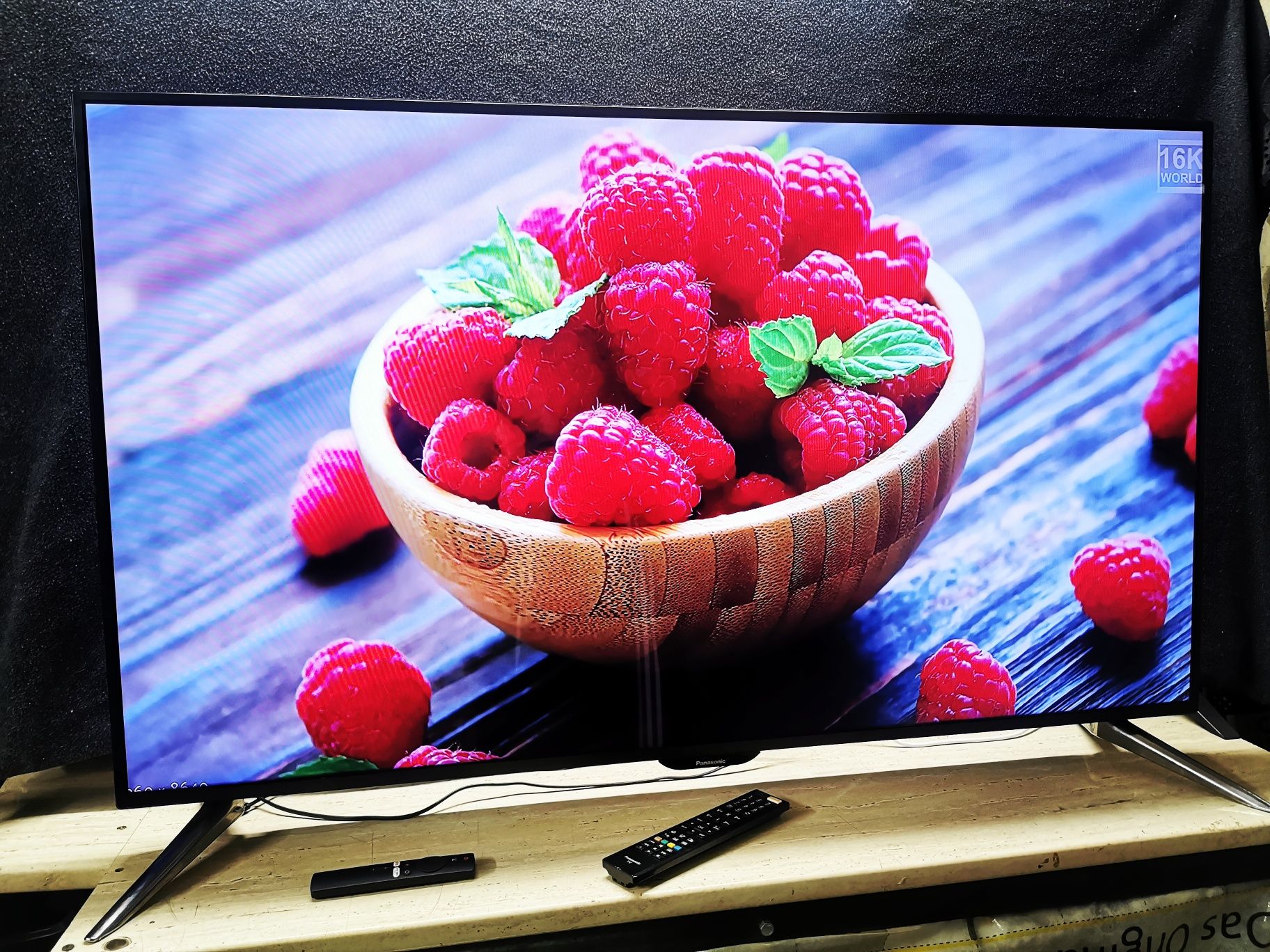55 " Panasonic Smart tv Android 100hz 3d netflix youtube telewizor led