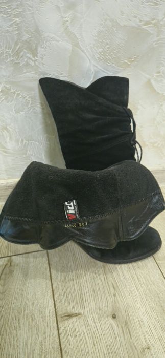 Продам жіночі черевики