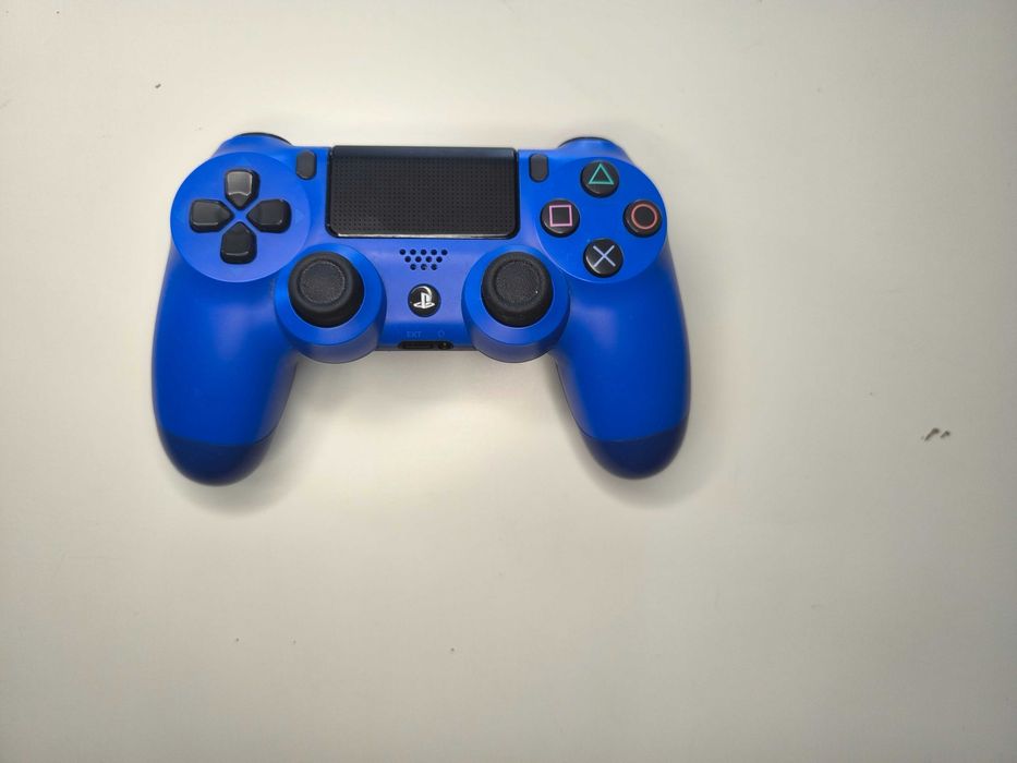 Vendo 2 Comandos PS4 | Originais | Venda conjunta ou individual