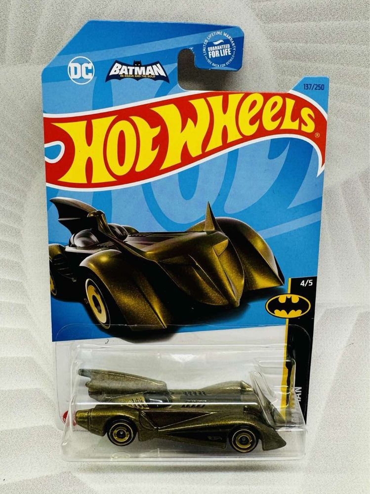 Колекційна машинка Хот Вілс Hot Wheels Batmobile