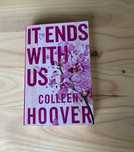 Livro" It ends with us " - Colleen Hoover