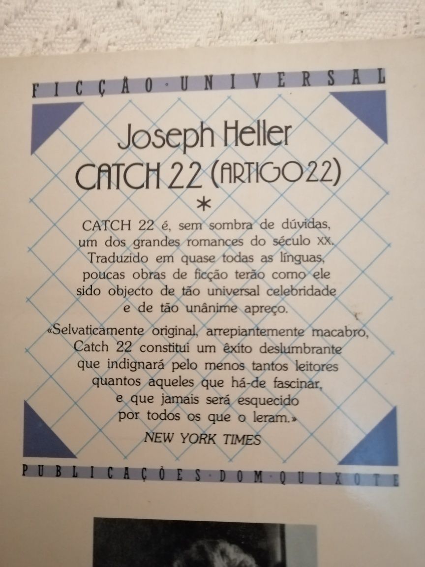 Livro CATCH 22 (ARTIGO 22)