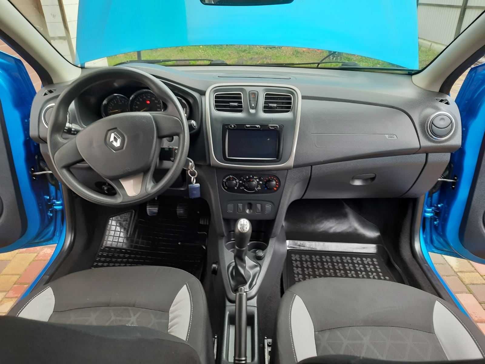 Продам Renault Sandero StepWay 2013