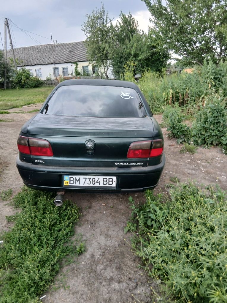 Продам авто по тех паспорту на ходу можливий не великий торг біля капо