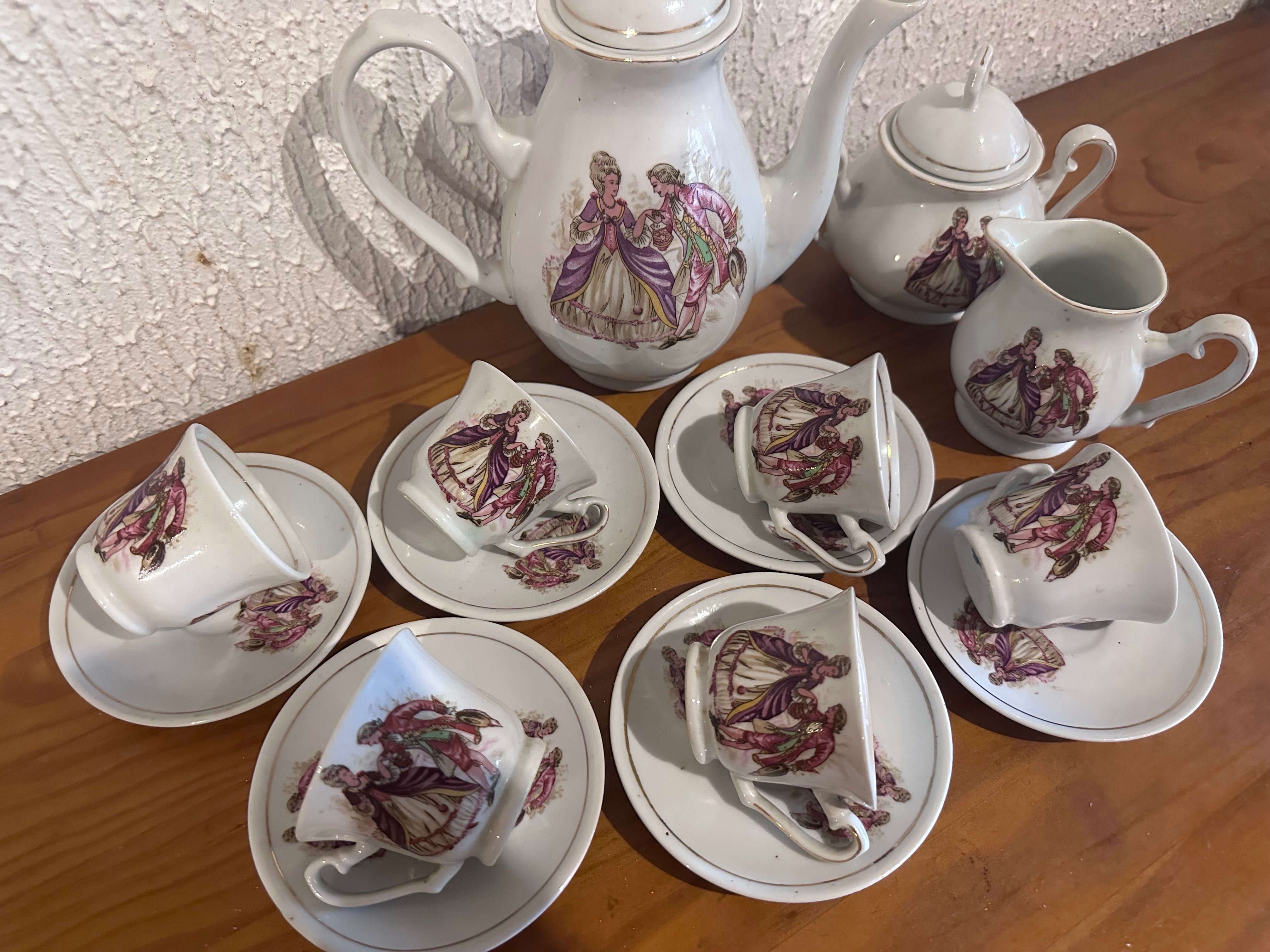 Conjunto de chá completo antigo