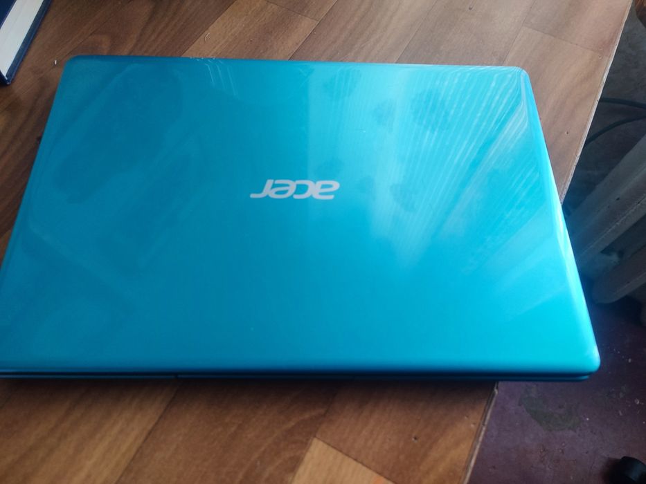 Нетбук ноутбук Acer aspire v5