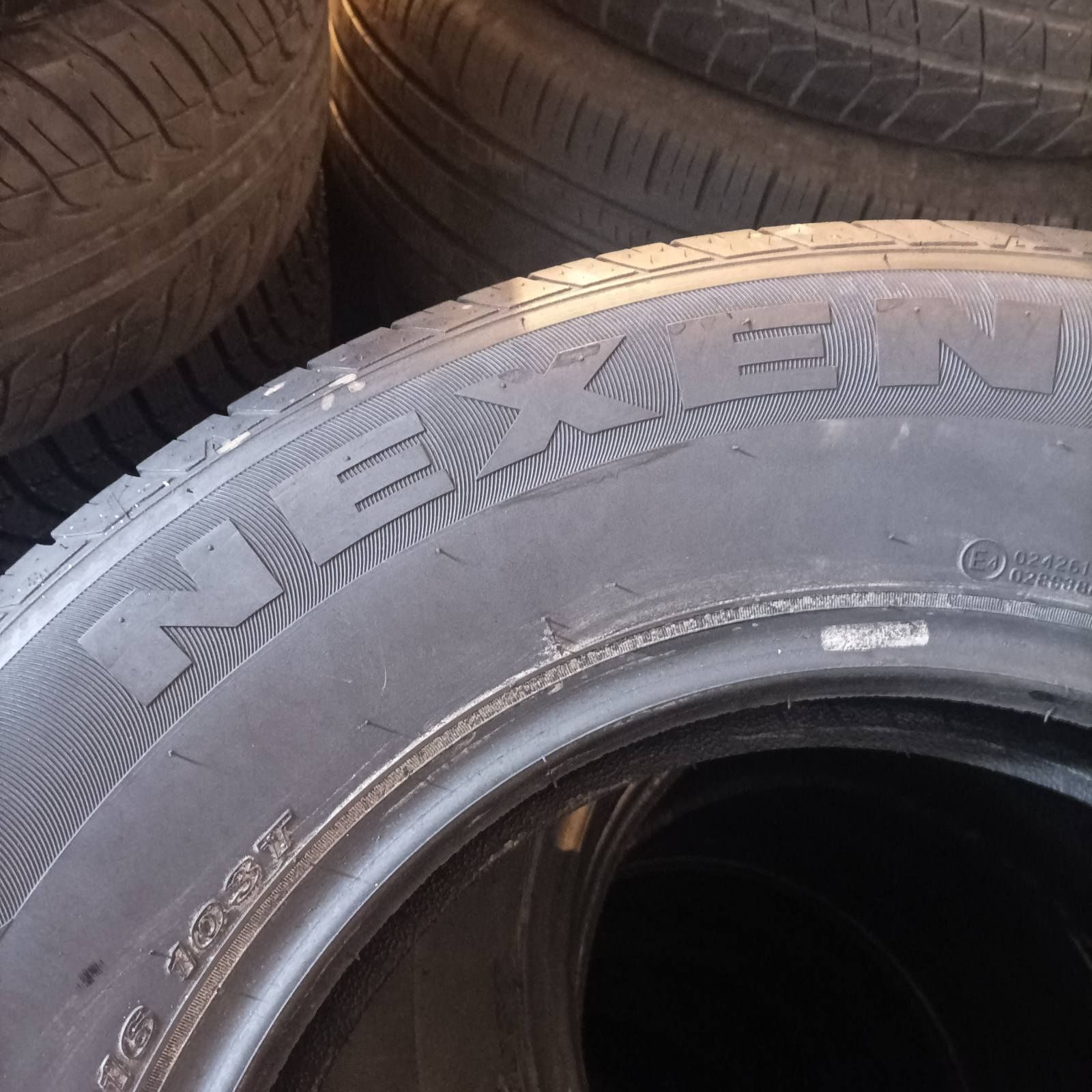 Резина Nexen 225/70 R16