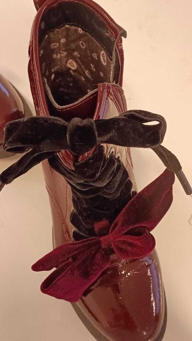 Botas de menina bordô da marca "GIOS EPPO"