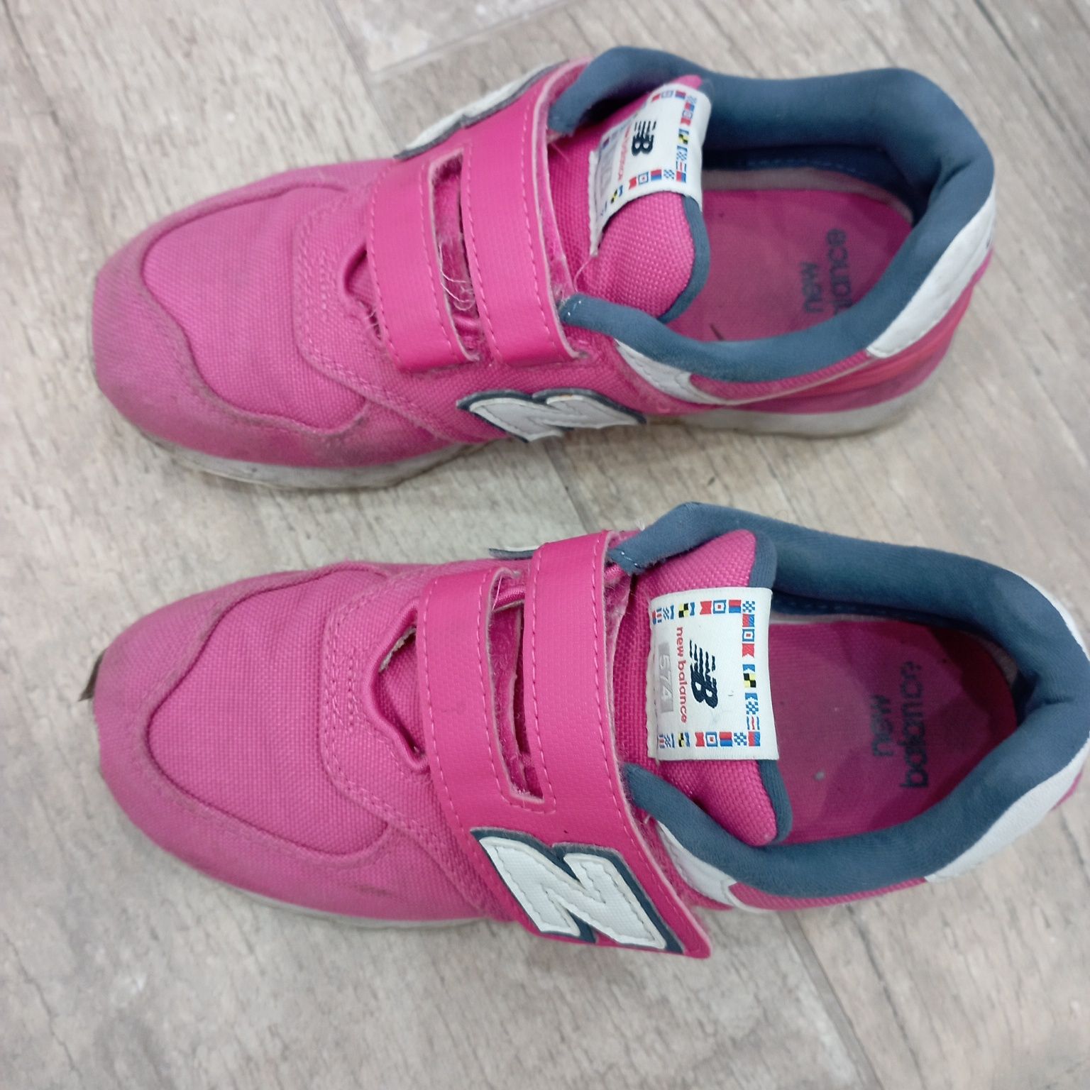 Adidaski New balance roz. 32