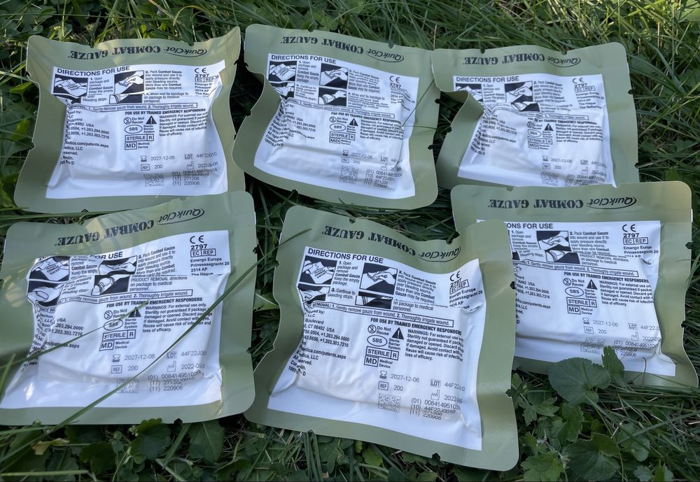 Кровоспинний бинт Combat Gauze QUIKCLOT