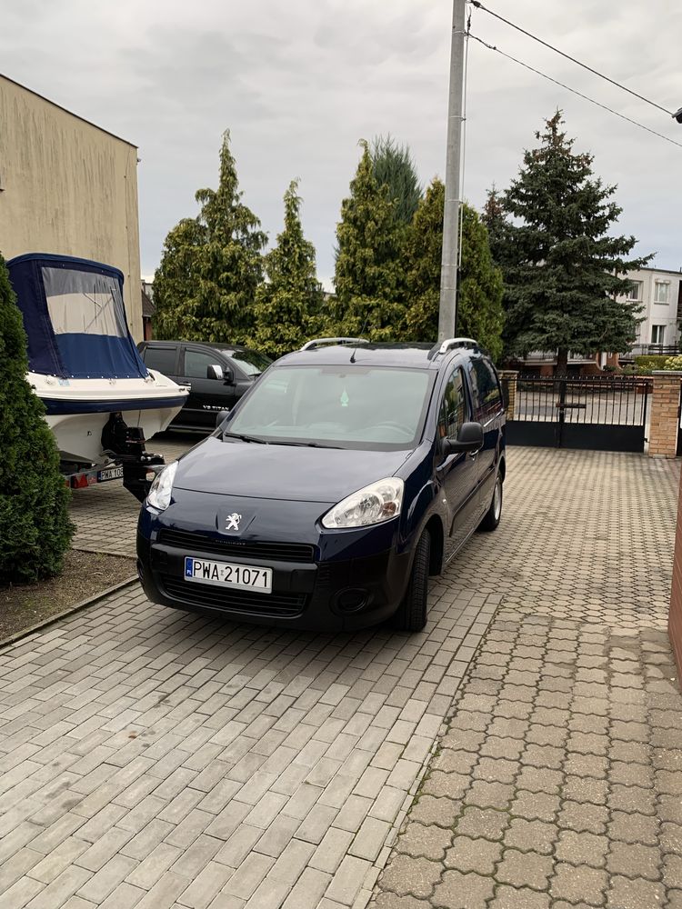 sprzedam peugeot partner 1.6 hdi rok 2012