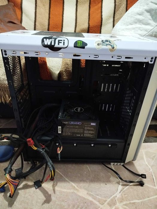 Fonte 600w + Caixa de computador