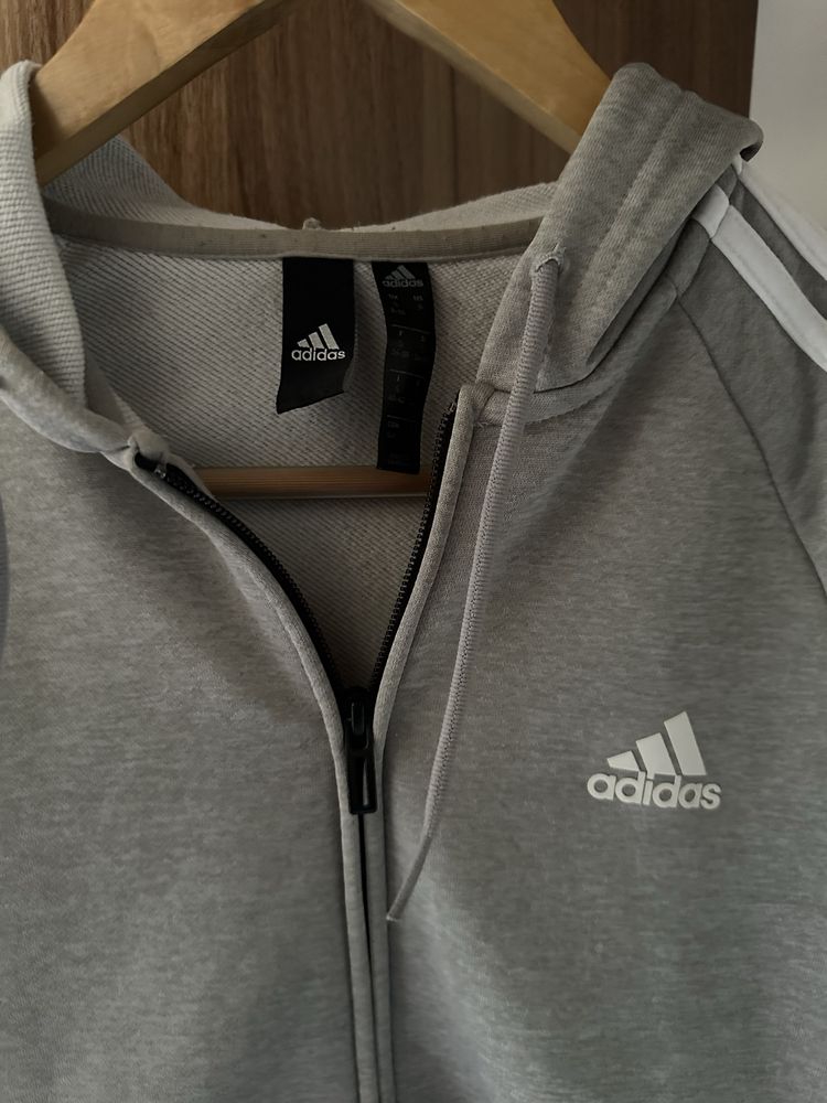 Спортивная кофта Adidas