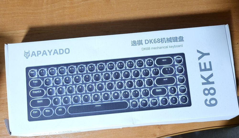 Игровая механическая клавиатура APAYADO DK68 (68 клавиш) с проблемой.