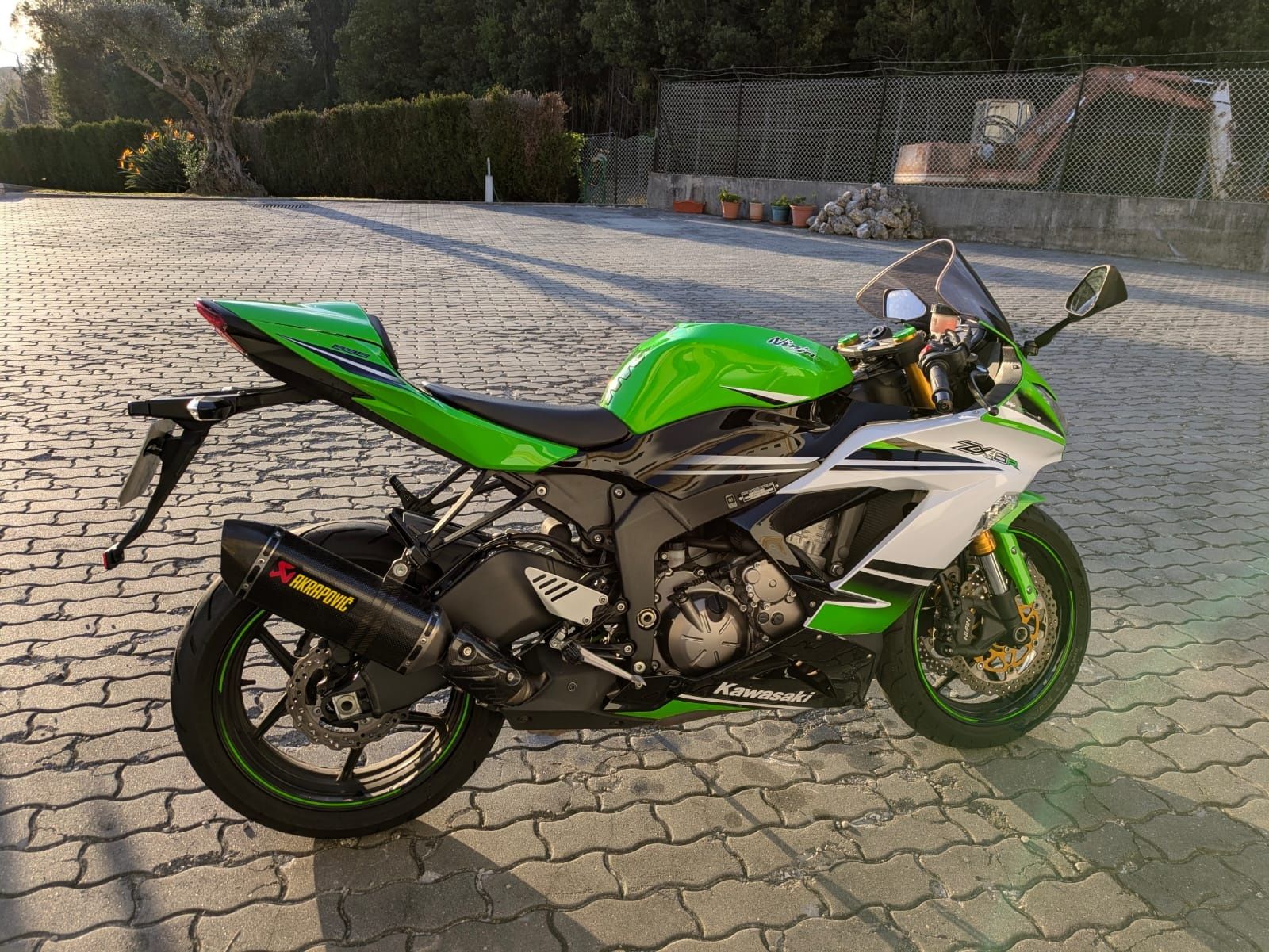 Kawasaki Ninja ZX6R-636 30º aniversário 2016