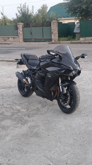 Kawasaki. h2 SX.