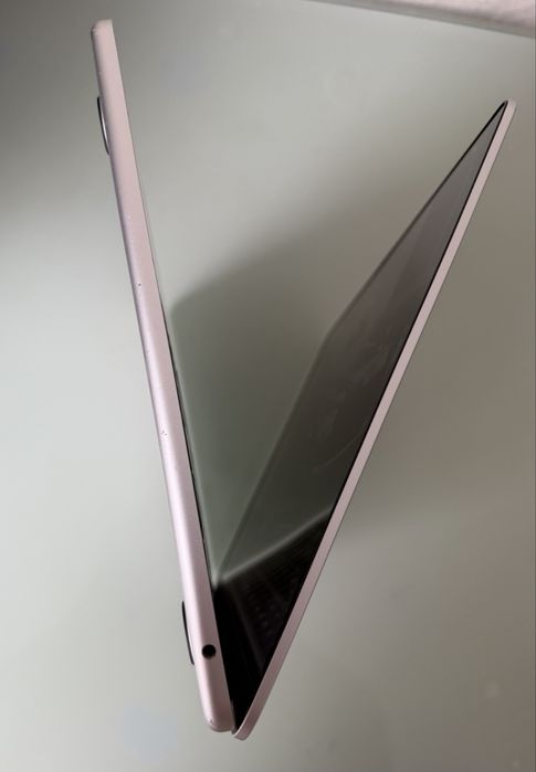 MacBook Air M2 13.6’ 2022 16Gb 1Tb A2681 Silver