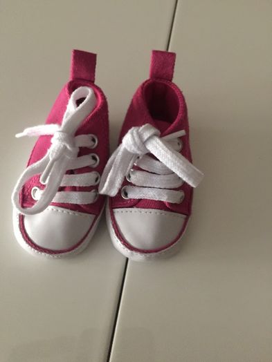 Sapatos recém nascido e bebe