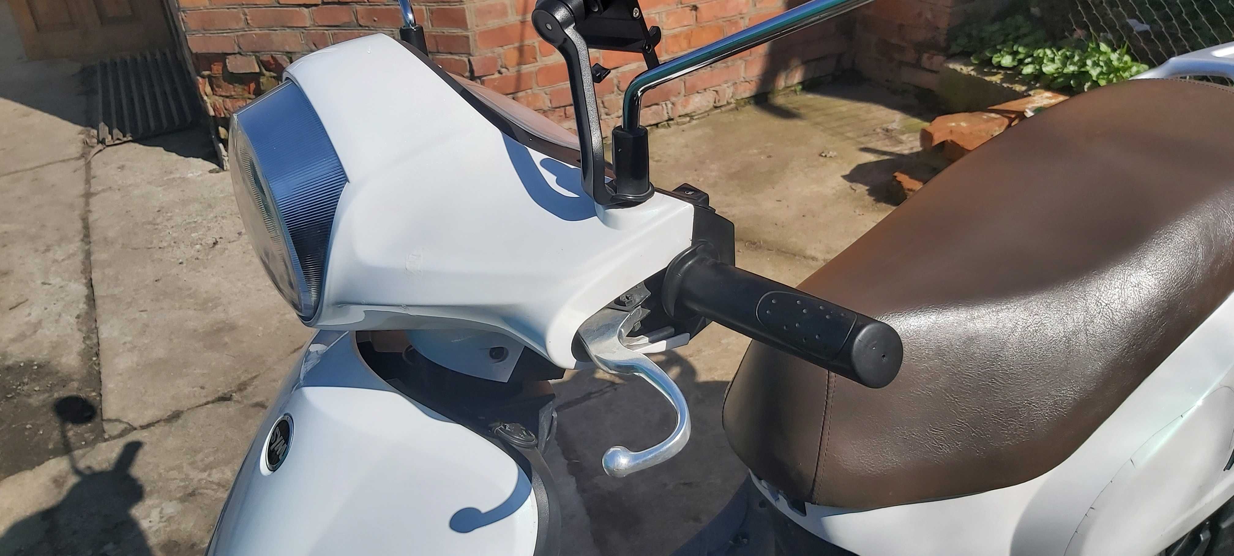 Ретро скутер SYM Fiddle II 150cc