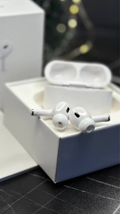 Навушники airPods Pro 2 lux якості + чохол в подарунок