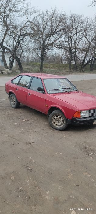 Продам два Москвіча