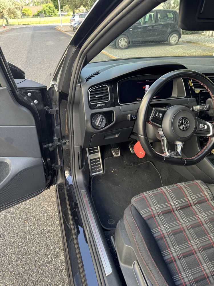 VW Golf 7.5 2.0TSI GTI desde 350€