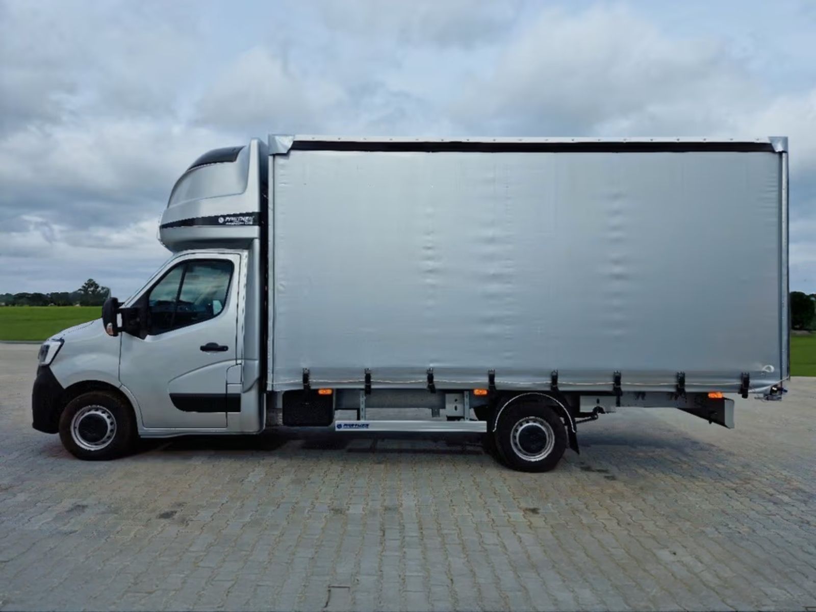 Продам . Renault  Master 2021р