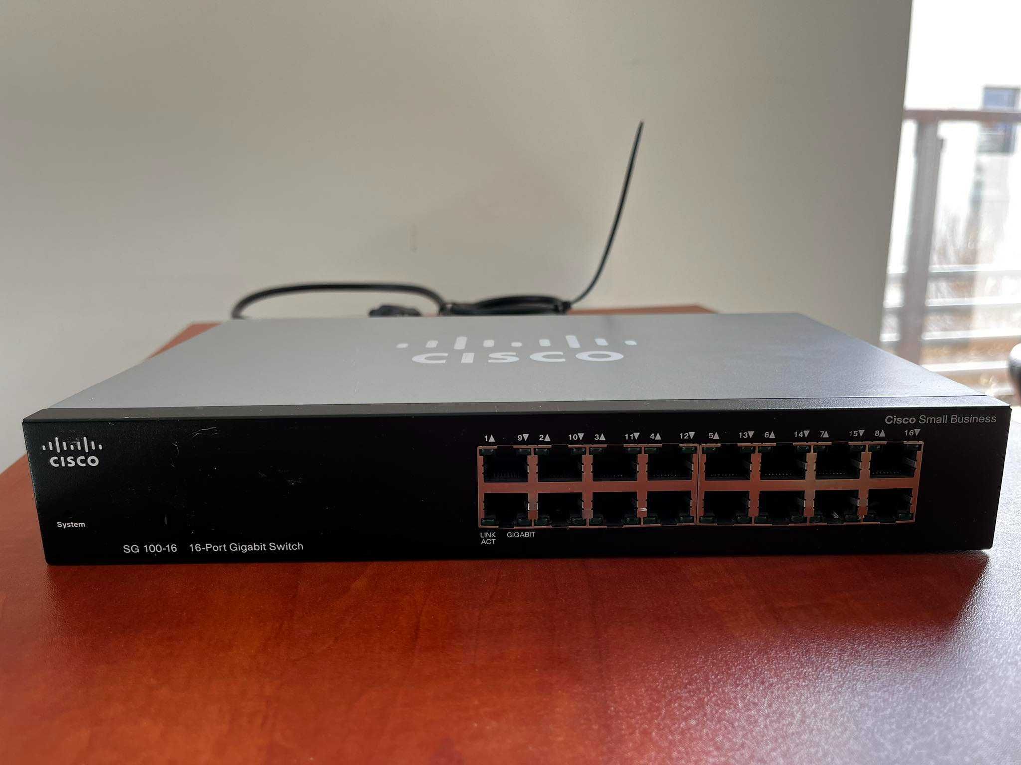 Cisco 16p SG100-16-EU 16x10/100/1000Mbit)