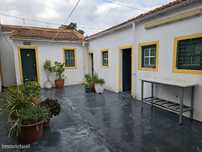 Prédio com Comércio