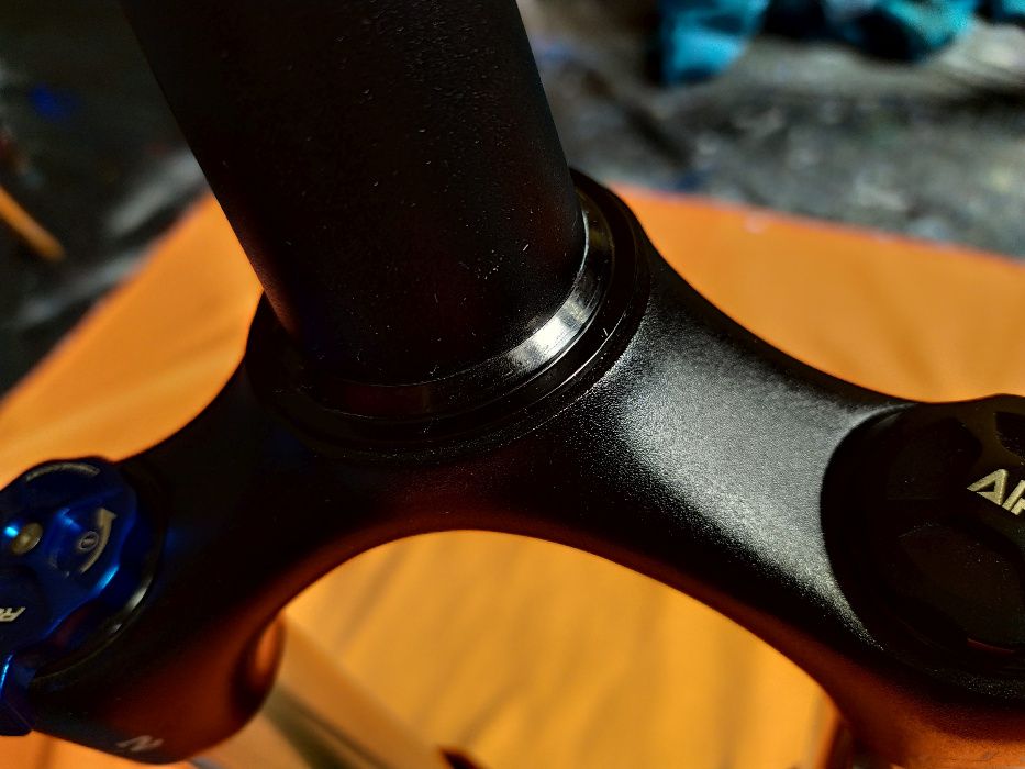 amortyzator X-Fusion Trace 29er 140mm