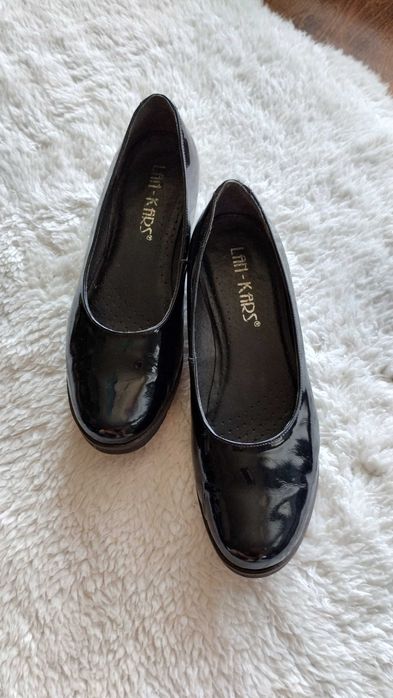 Buty damskie lakierowane rozm.40
