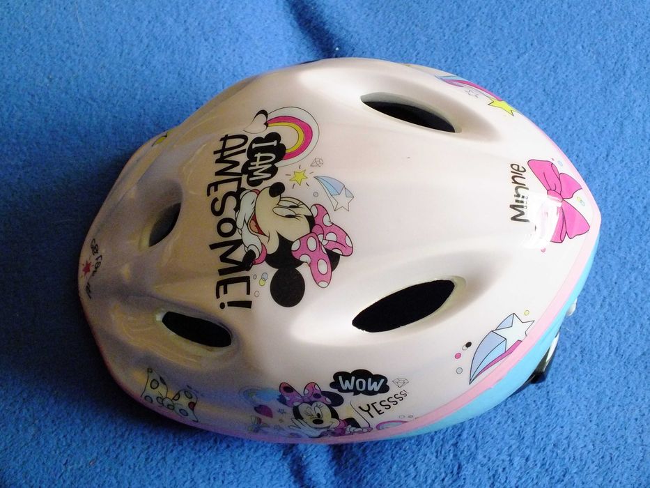 Sprzedam używany kask MinnieDziecięcy na Rower Rolki Regulowany52-56cm