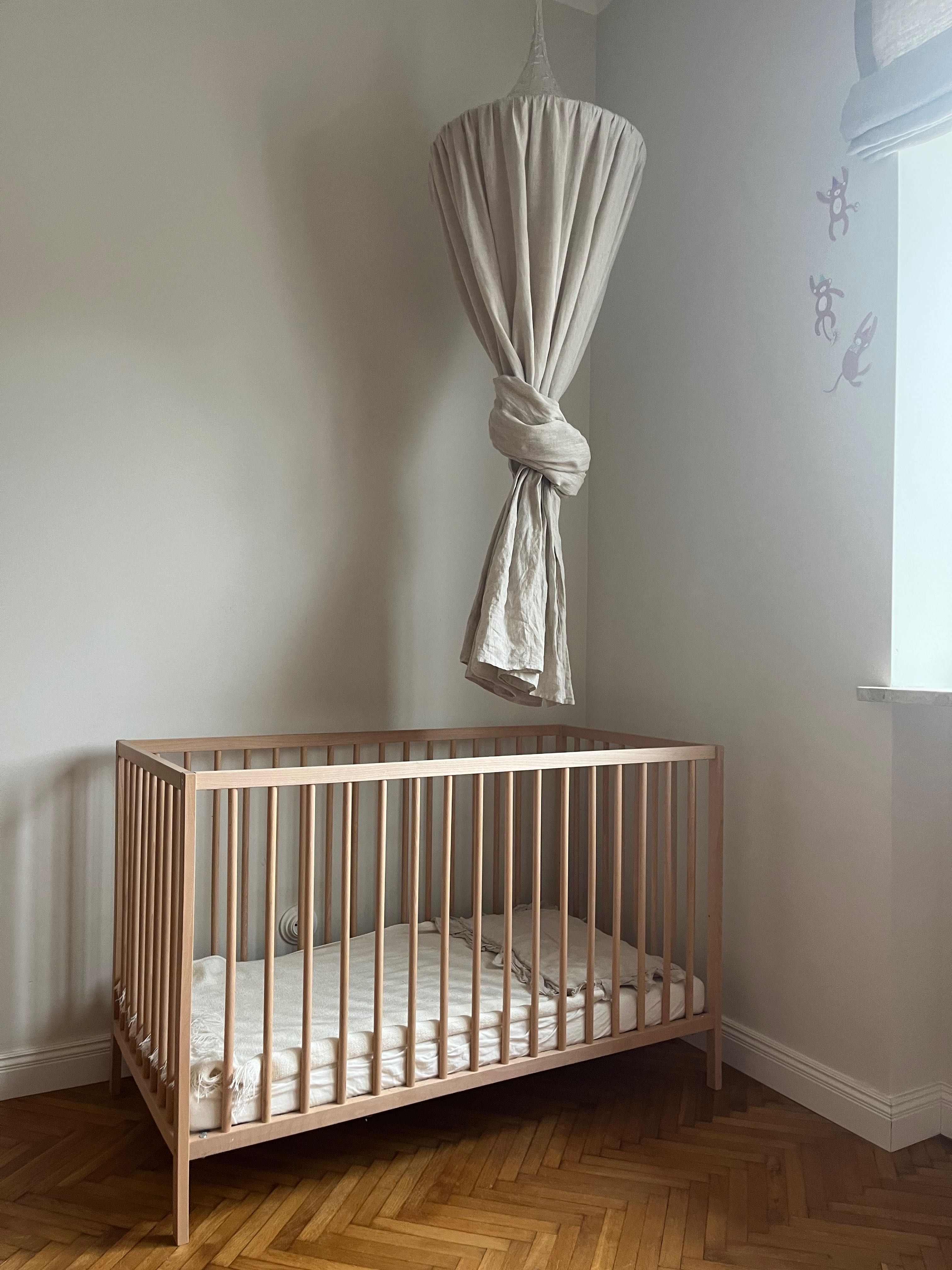 łóżeczko drewniane dla niemowląt 120x60 Ikea dwupoziomowe sniglar