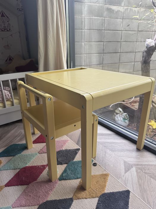 Stolik z krzesełkiem dla dziecka piękny h&m home