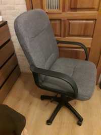 Продам крісло кресло