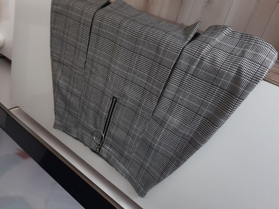 Nowa spódniczka w kratkę Cropp