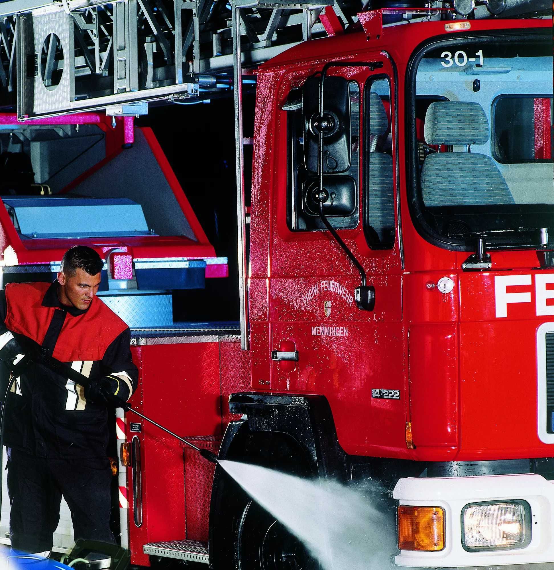 Myjka ciśnieniowa stacjonarna gorącowodna Nilfisk SH TRUCK 5M-180/970