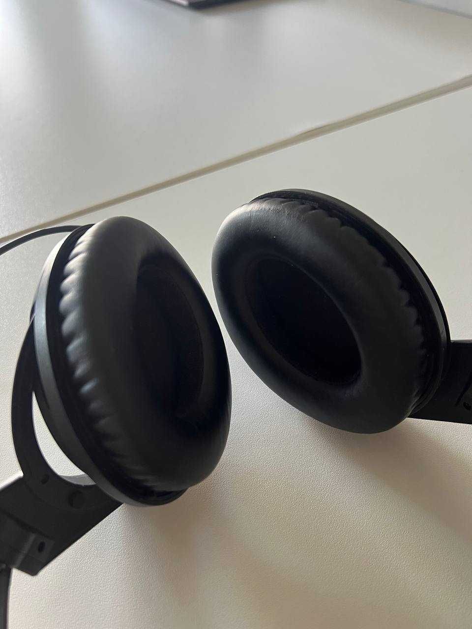 Sennheiser HD 200 Pro — stan idealny