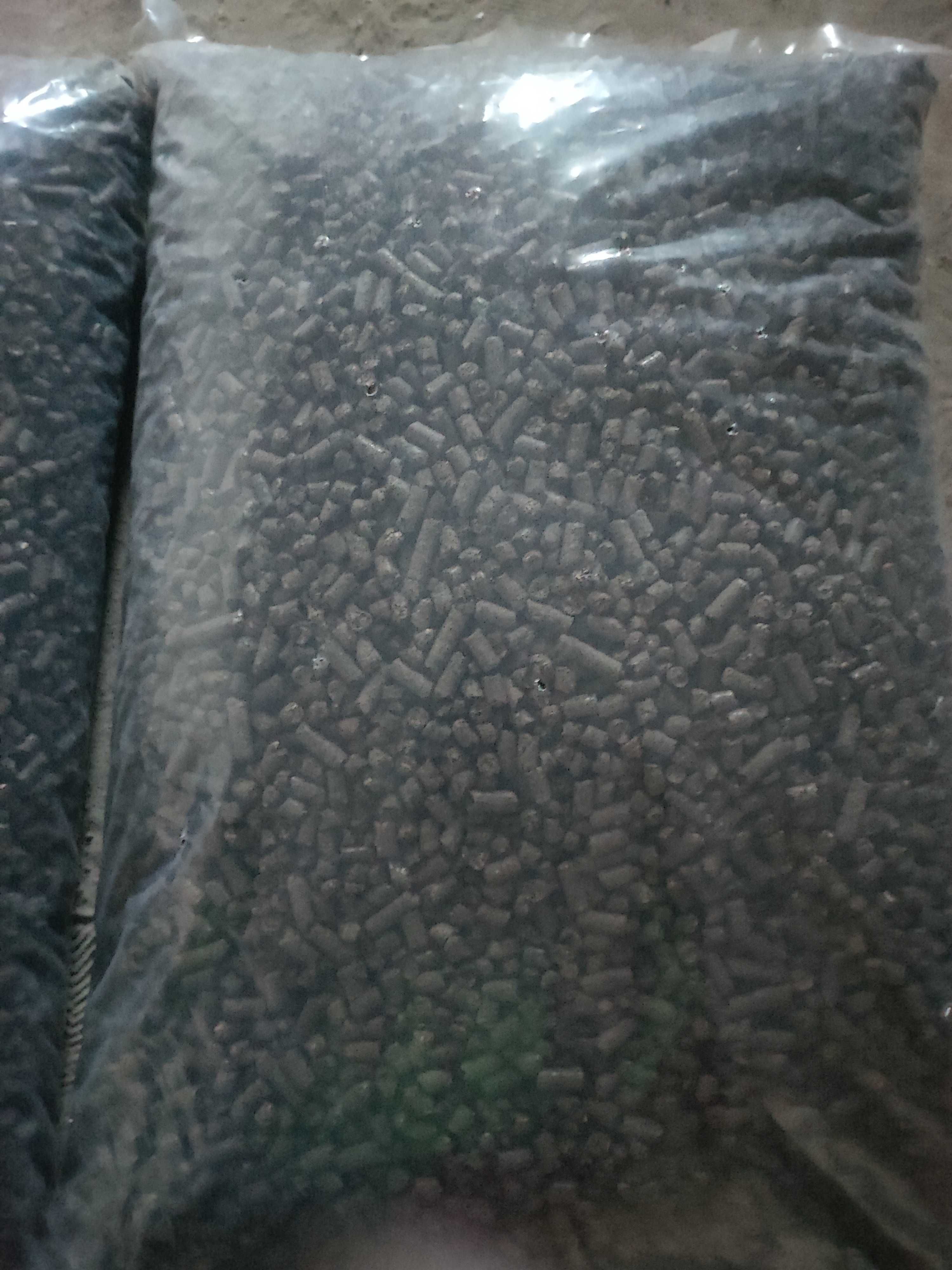 Pellet z łuski słonecznika workowany 15 kg