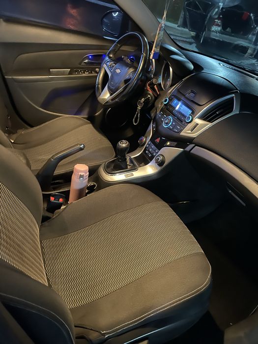 Шевроле Круз.