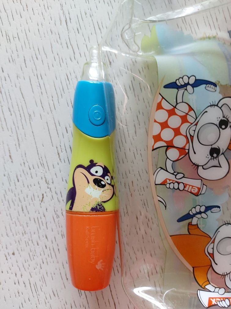 Szczoteczka Brush Baby do zębów dla dzieci