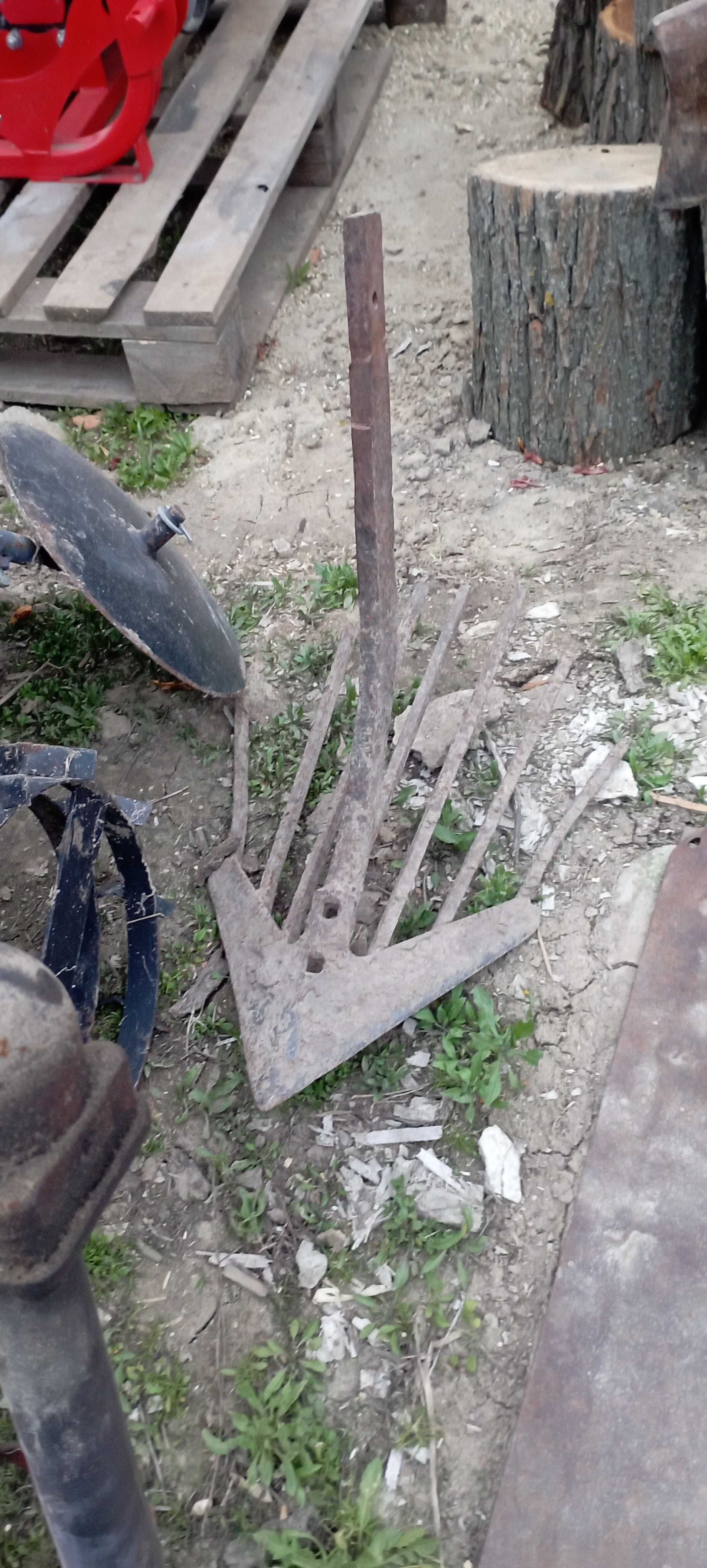 Продам мотоблок  з усім приладдям