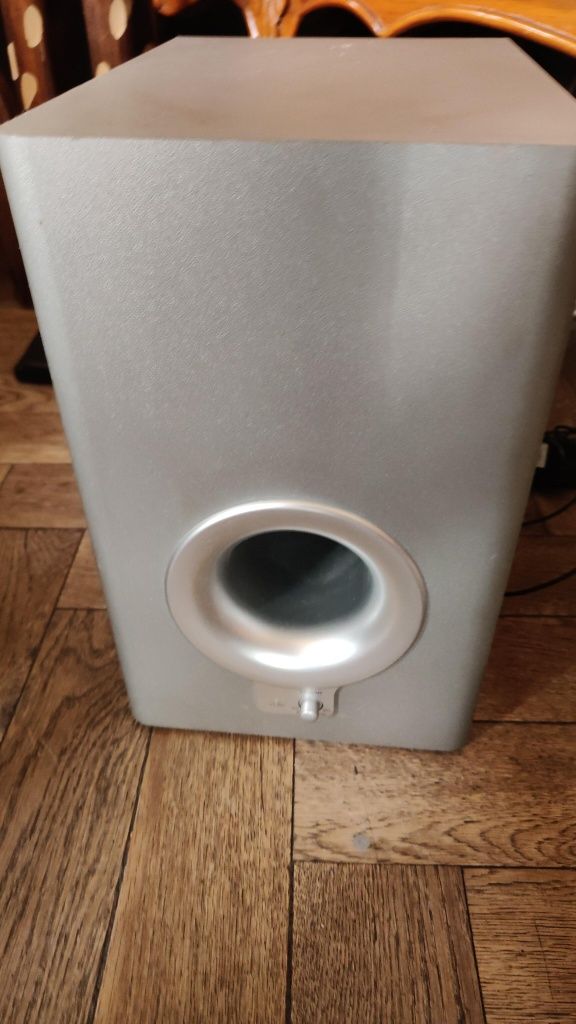 Subwoofer sprawny 4 om
