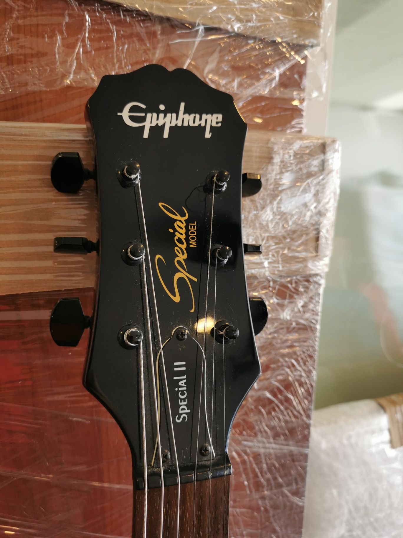 Guitarra Epiphone Special II