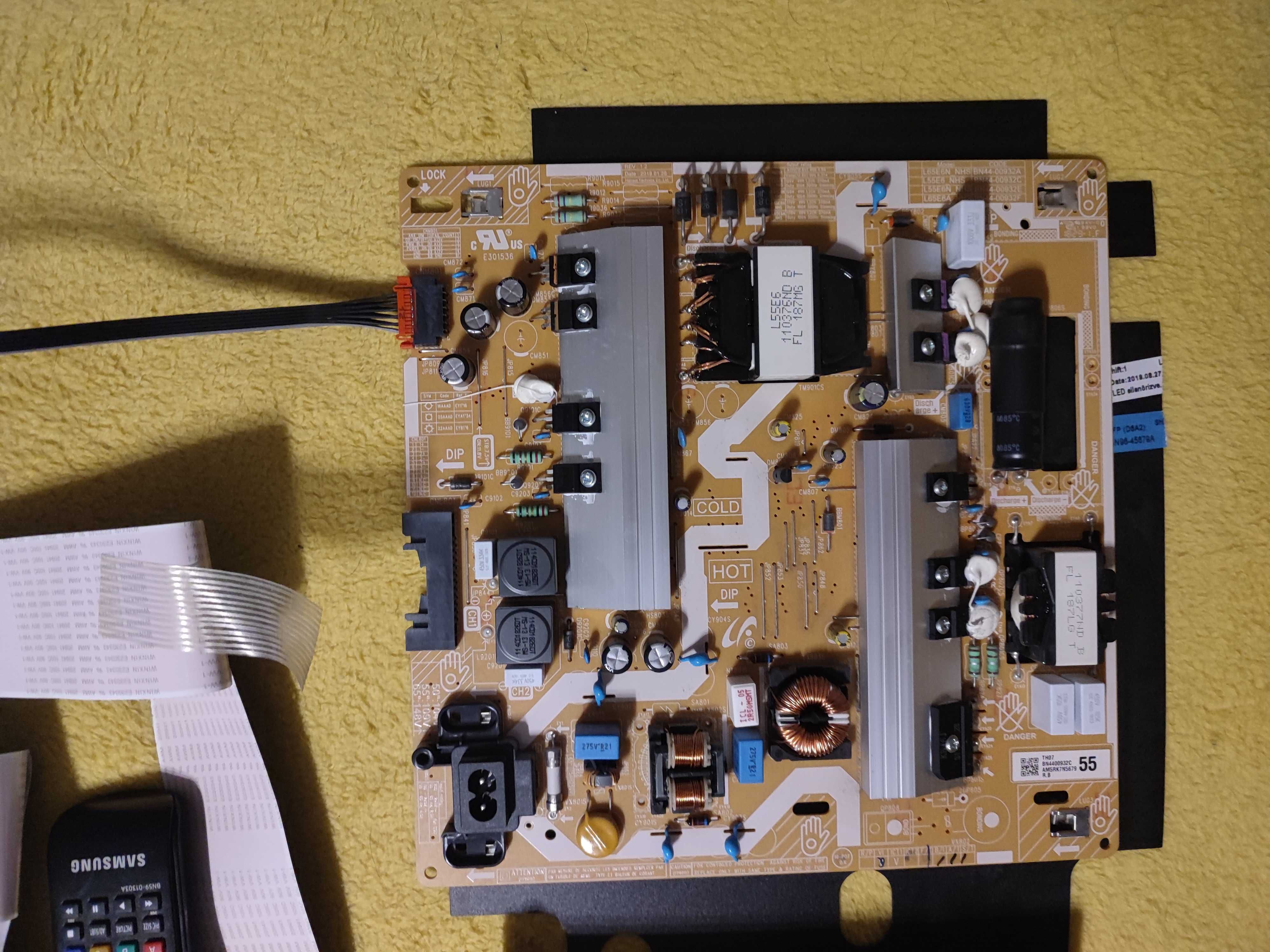 Samsung UE49NU7172U częśći