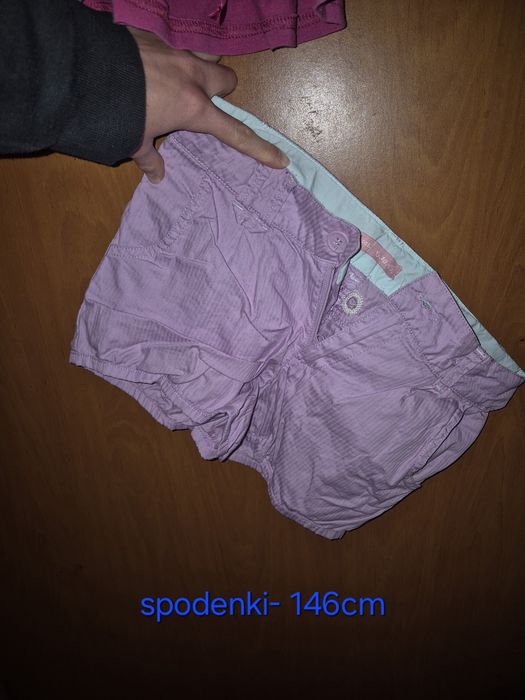 Zestaw ubrań dziewczęcych 146/152