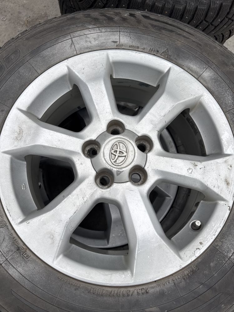 Диск з резиною , пара або поштучно Toyota Rav4 R17