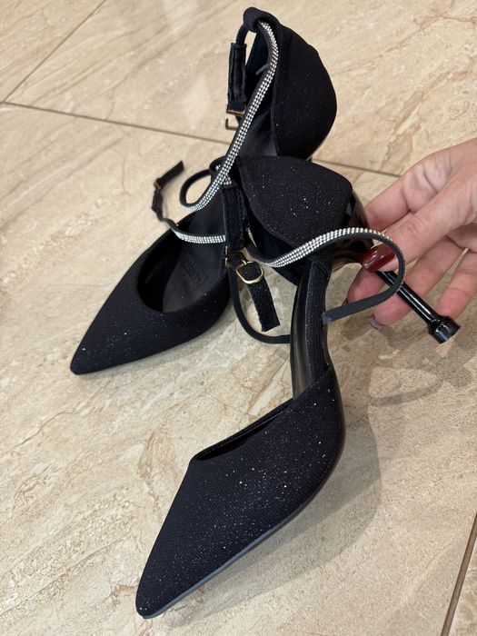 Нові туфельки ,38 розмір