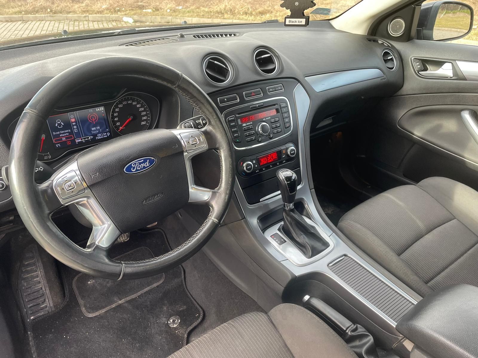 Ford Mondeo 2013 2.0Tdci